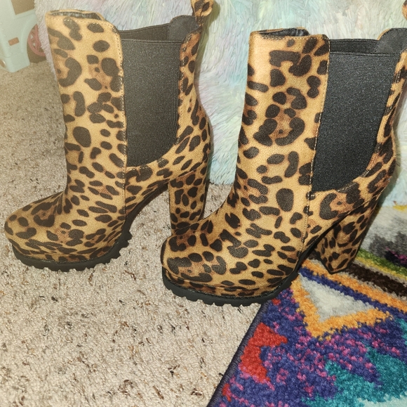 Shoes - Leopard Print Ankle Boots